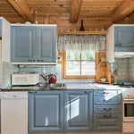 Pirttiniemi By Interhome Nyaraló